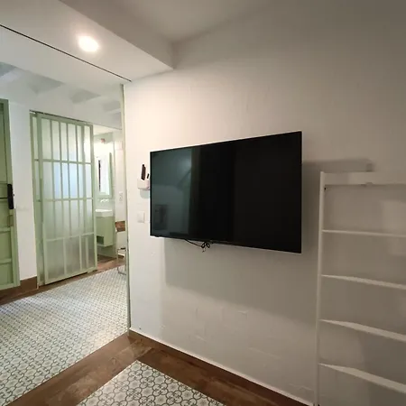 Cabernet Sauvignon - Harbor's Light Apartment *