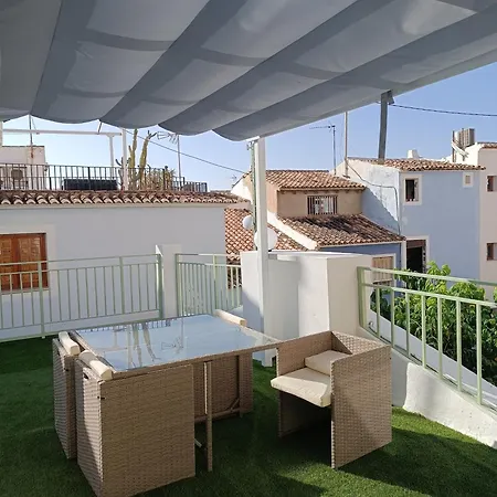 Cabernet Sauvignon - Harbor's Light Apartment *